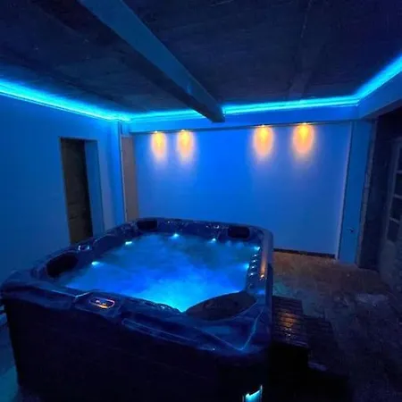 Oasis Relax Jacuzzi & Dunkierka