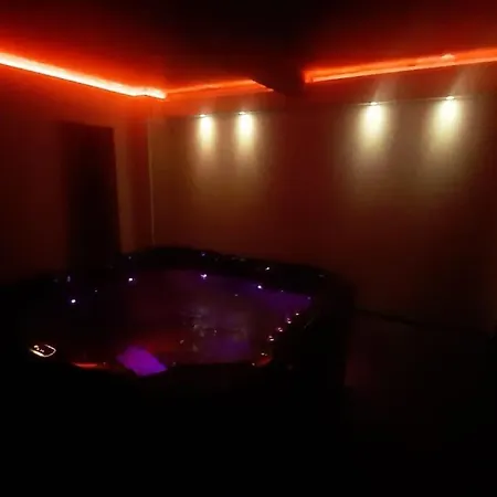 Apartament Oasis Relax Jacuzzi &